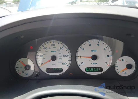 2004 Dodge Grand Caravan Sxt из США, поврежденный, VIN 2D4GP44L74R577743